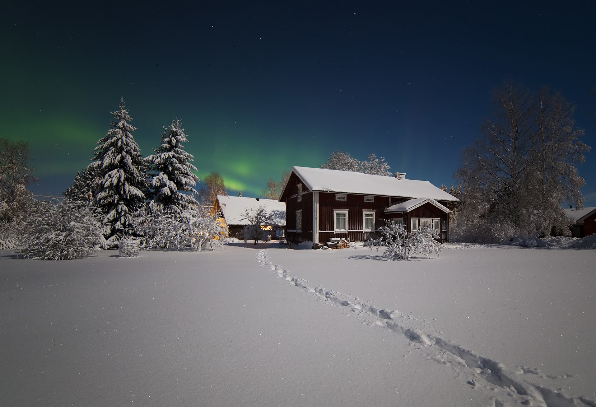 hiver neige nuit étoiles aurores boréales maisons