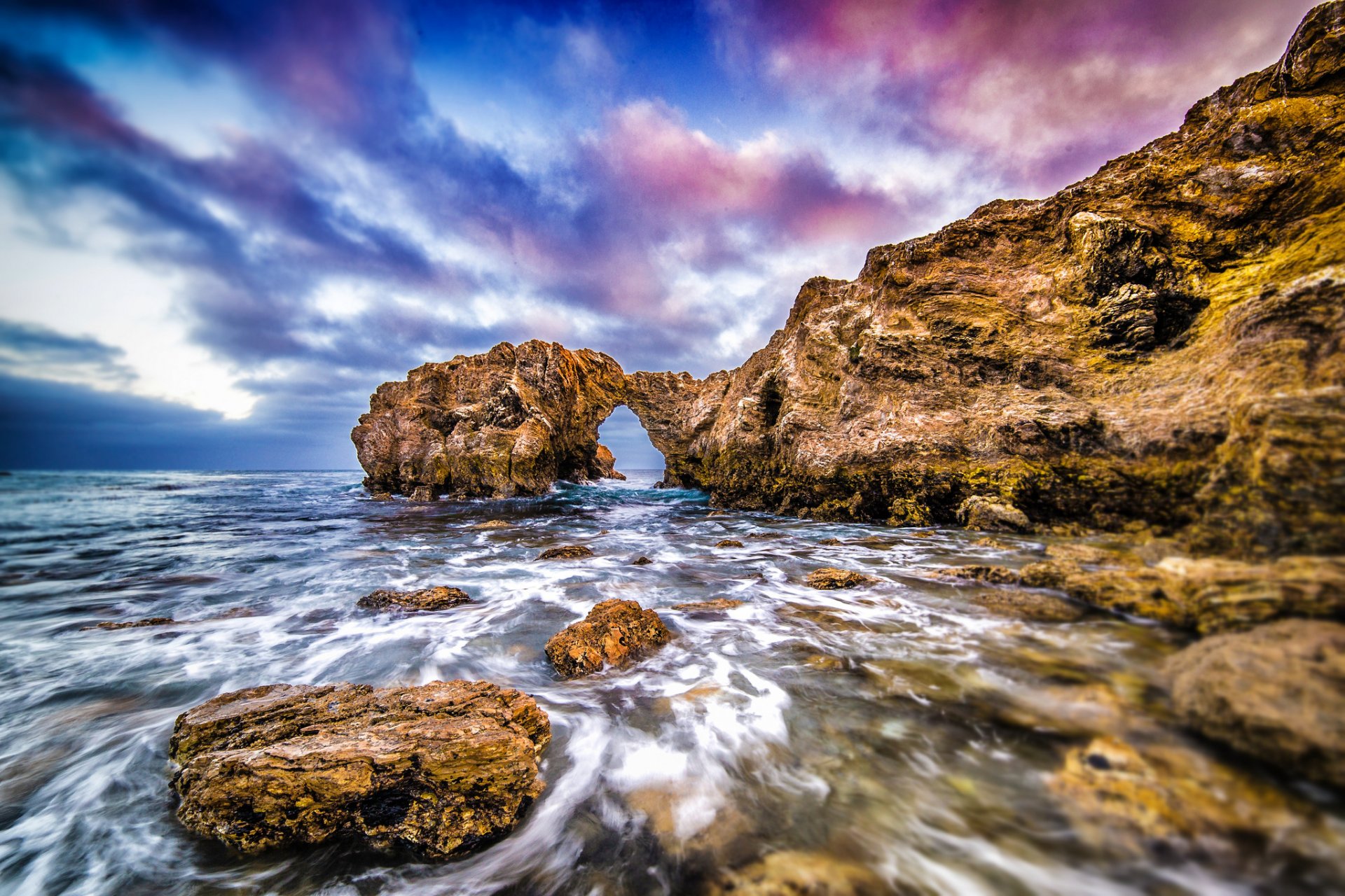 océano pacífico rocas arco costa