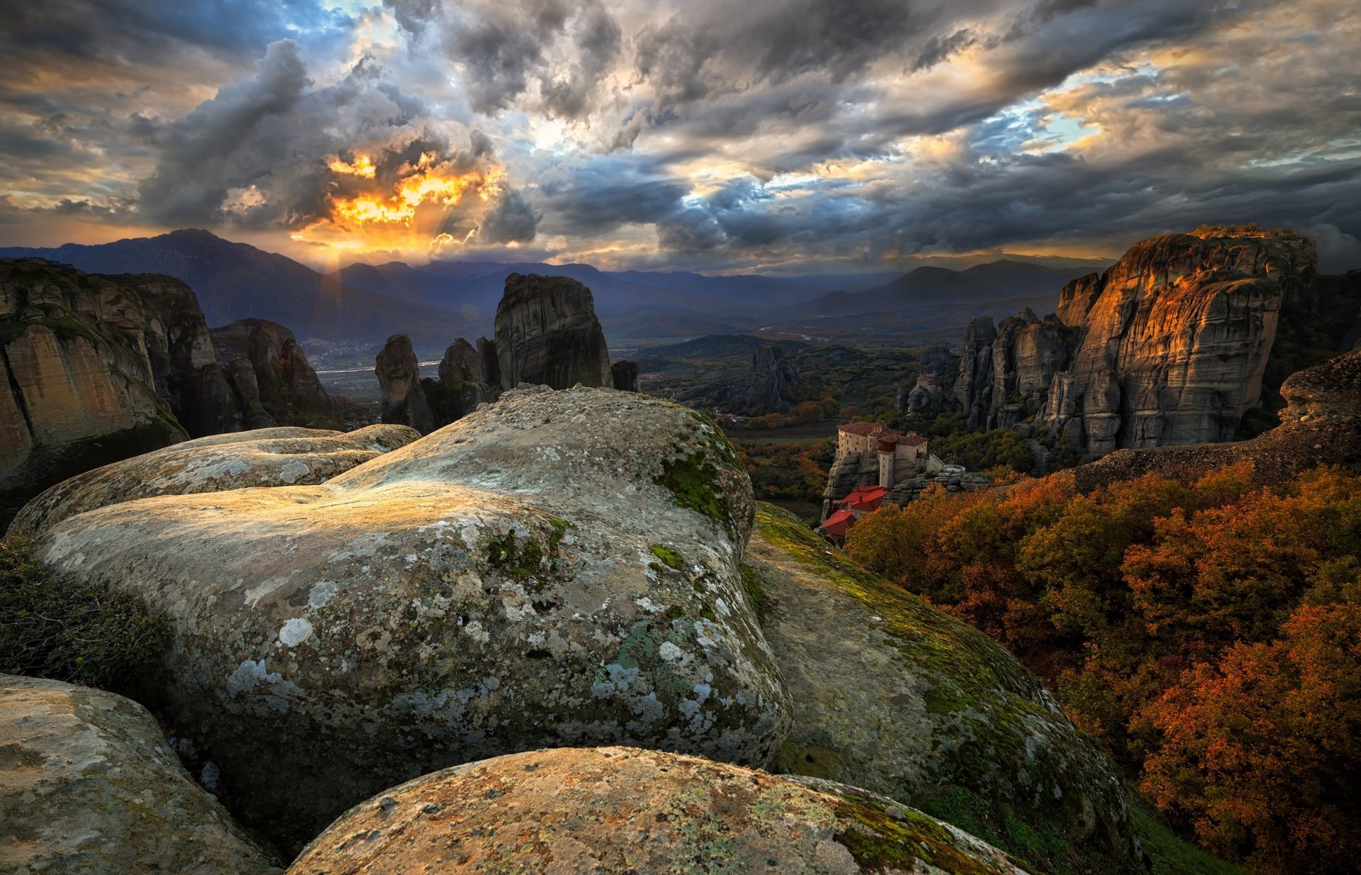 meteors greece monastery world heritage unesco