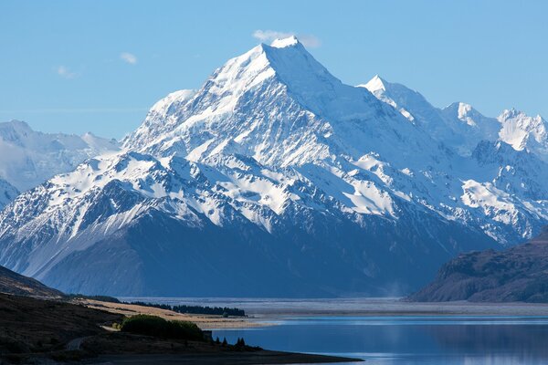 Lago en el parque nacional de Aoraki