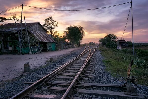 Antiguo ferrocarril en el pueblo