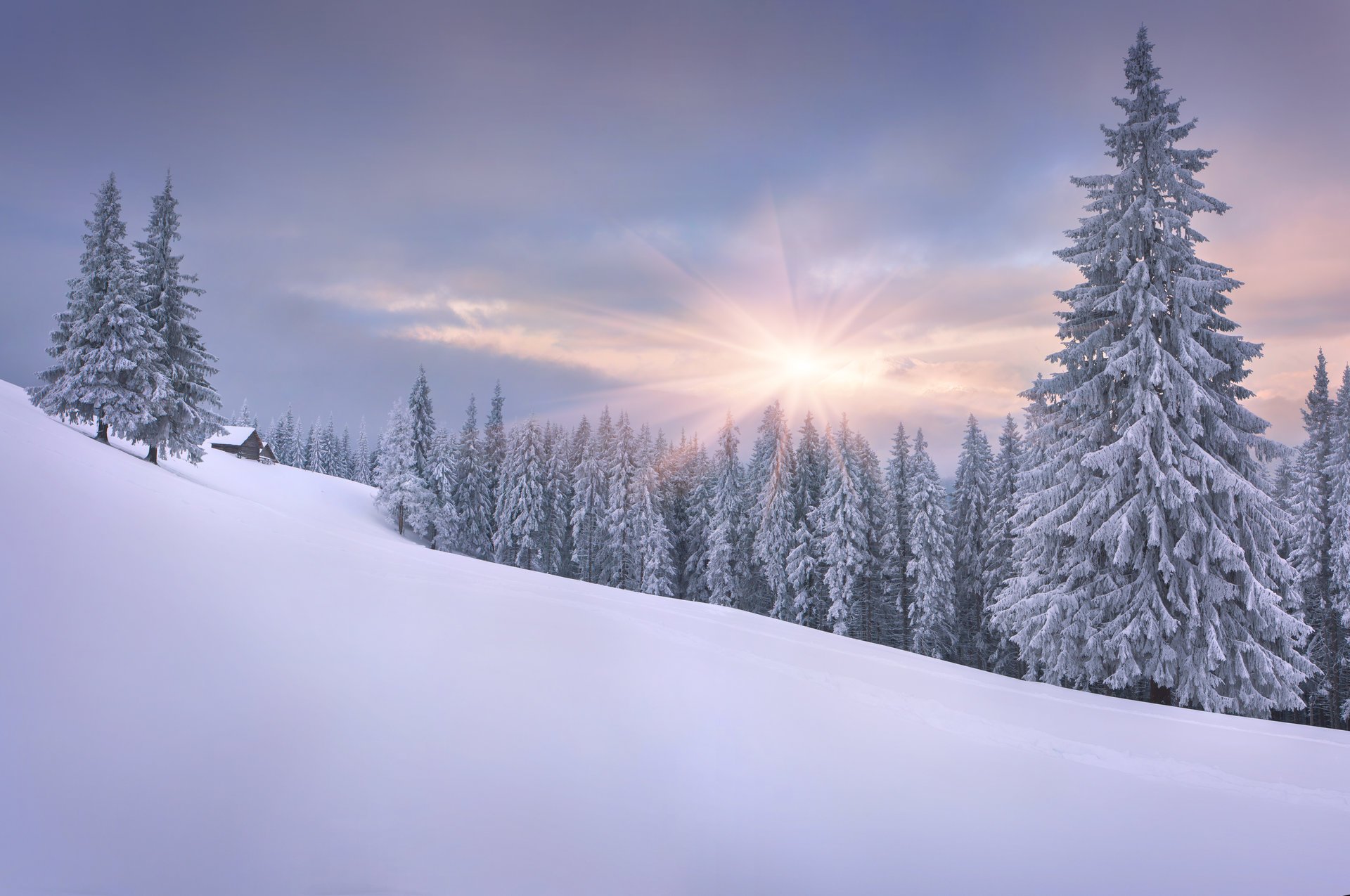 hiver maison pente soleil neige