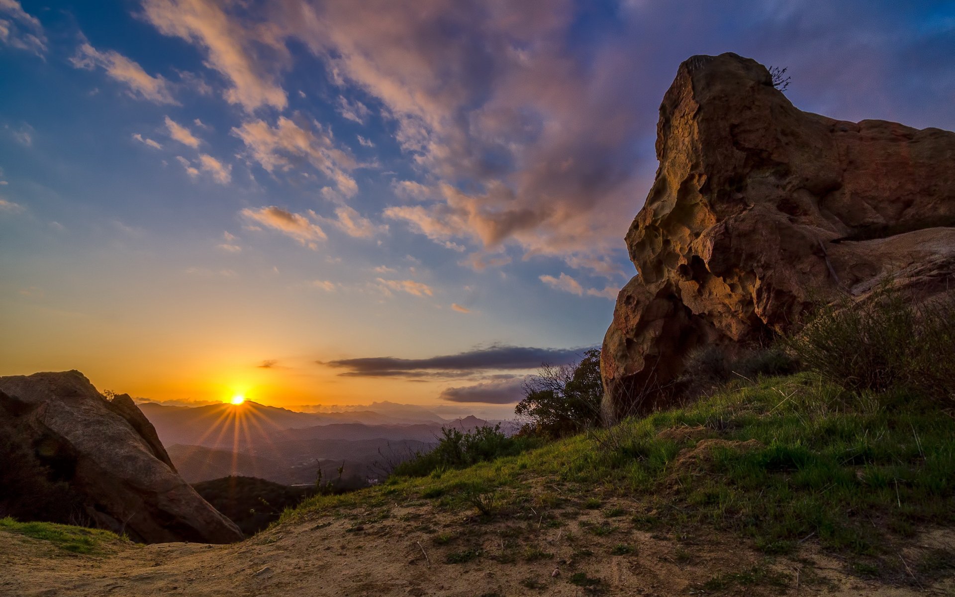 colinas montañas piedras amanecer