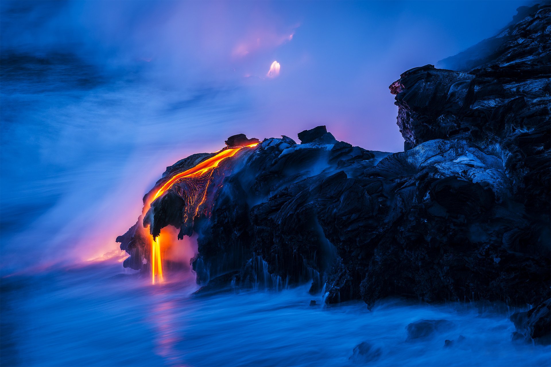 natur felsen lava magma meer wasser auszug