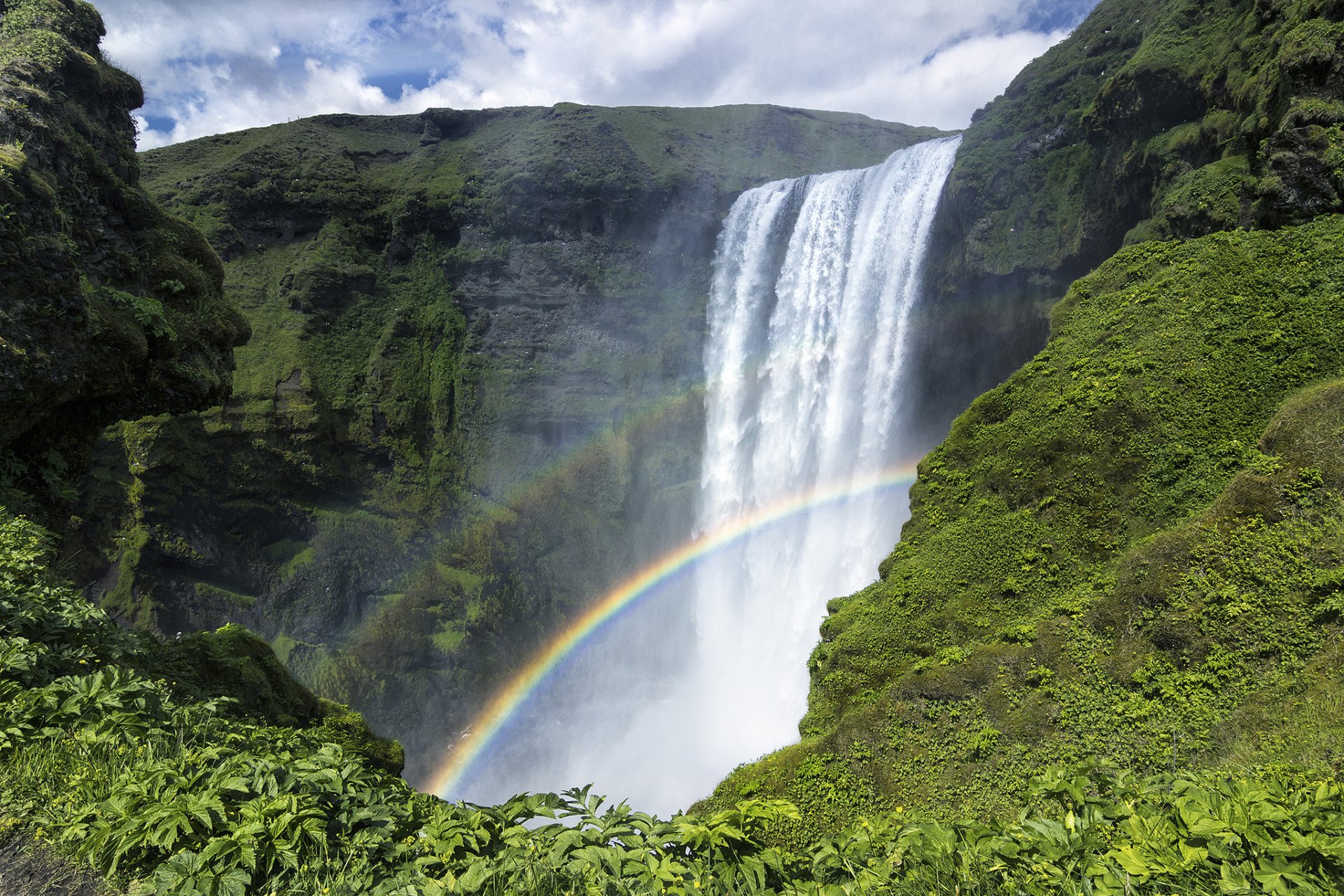 kogafoss islandia cascada de skogafoss arco iris rocas