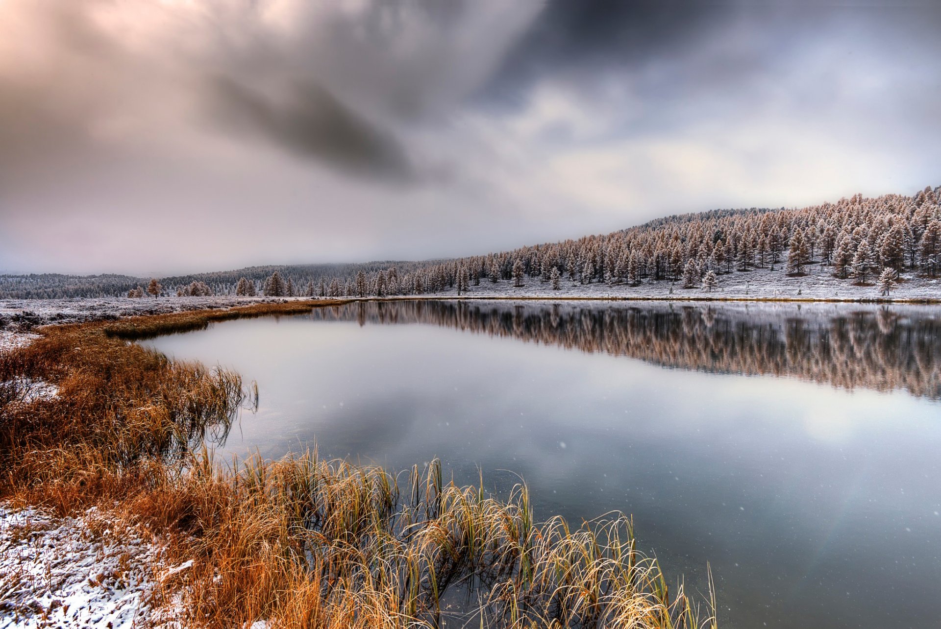 altai autunno ottobre neve