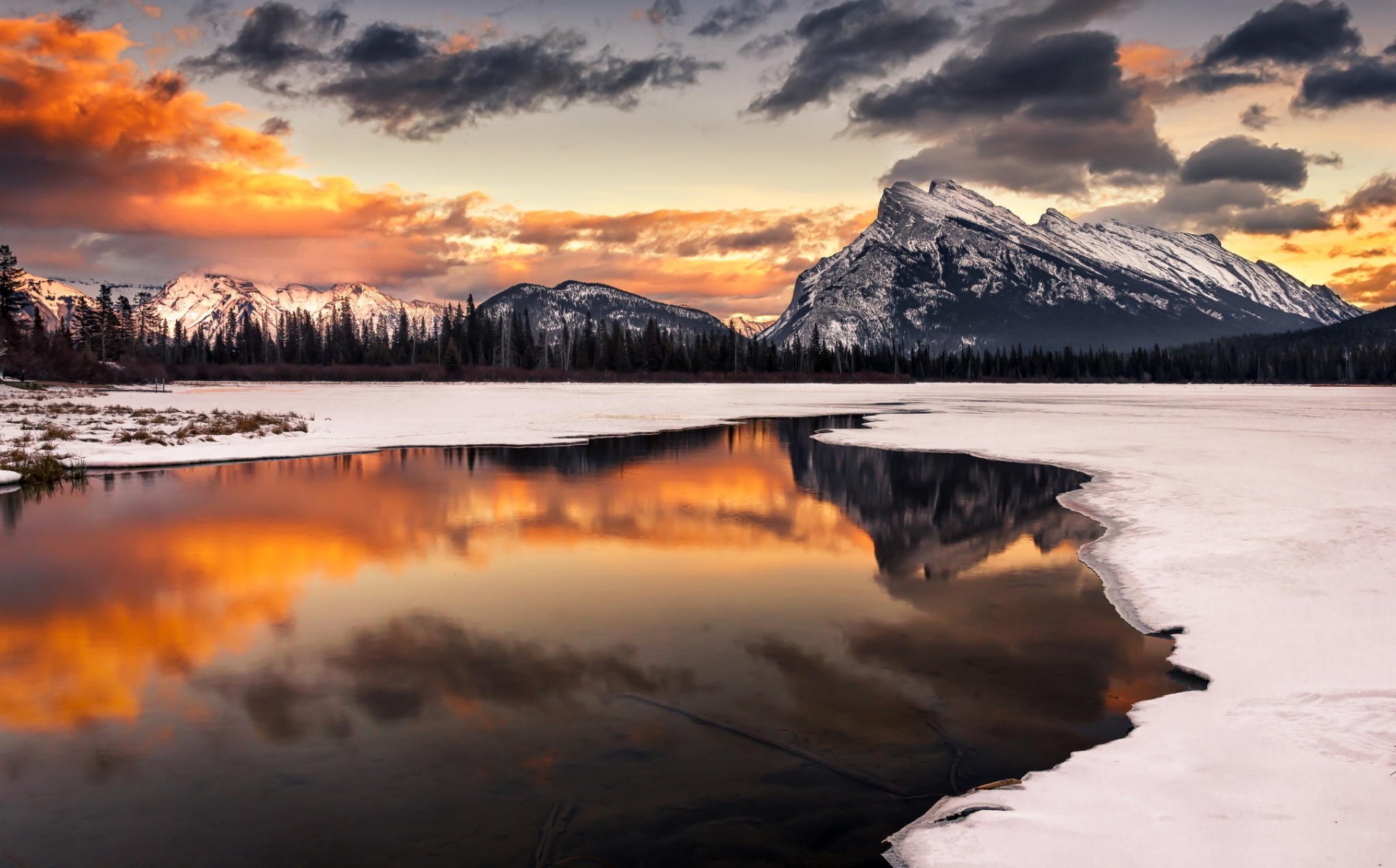 montagnes lac réflexion nature paysage hiver neige coucher de soleil