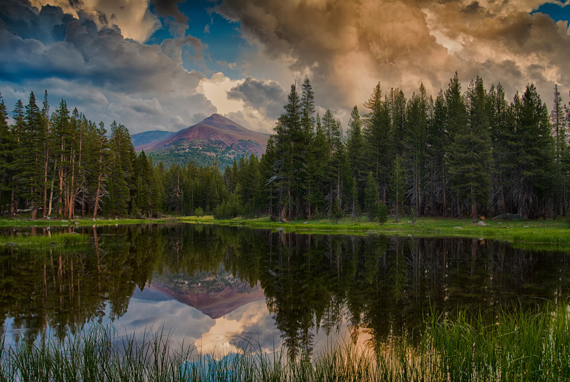 stati uniti california parco nazionale di yosemite cielo nuvole montagne foresta lago riflessioni