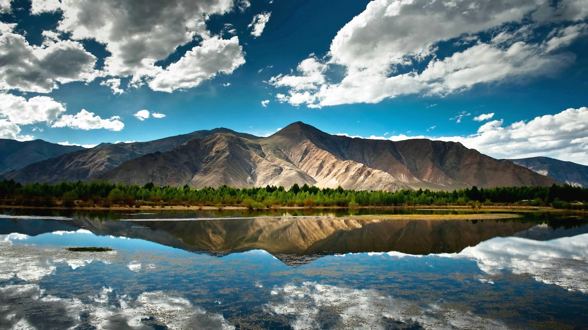 montagne réflexion nature nuages