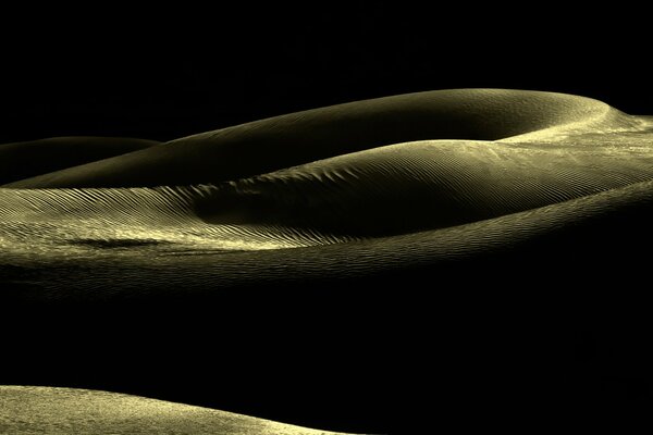 Mysteriöser Sand in der Dunkelheit