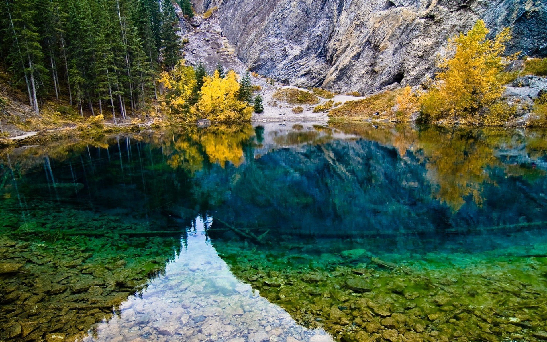 see berg wald steine bäume reflexion natur foto