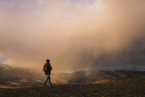 A traveler walks through the Altai mountains