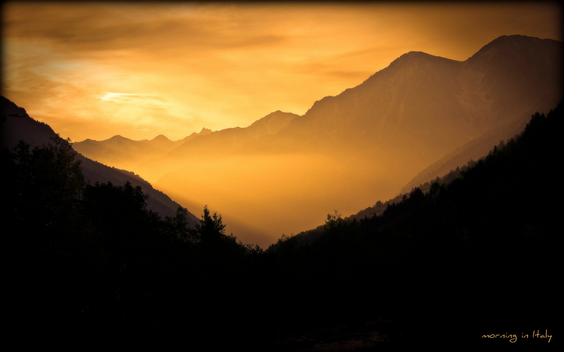 sfondi natura paesaggio alba montagna nebbia mattina italia cielo