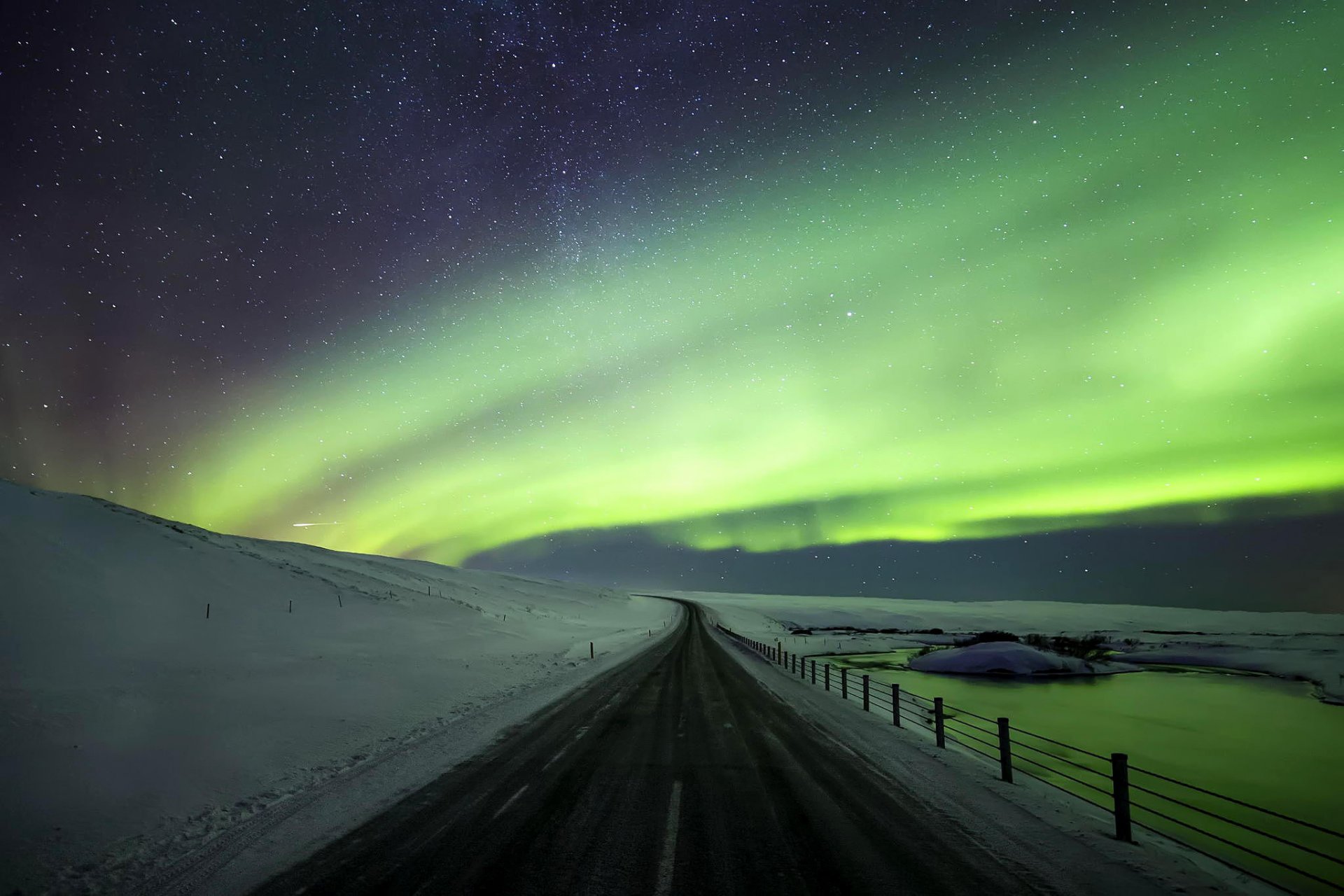 islandia aurora boreal invierno nieve carretera cielo noche estrellas naturaleza