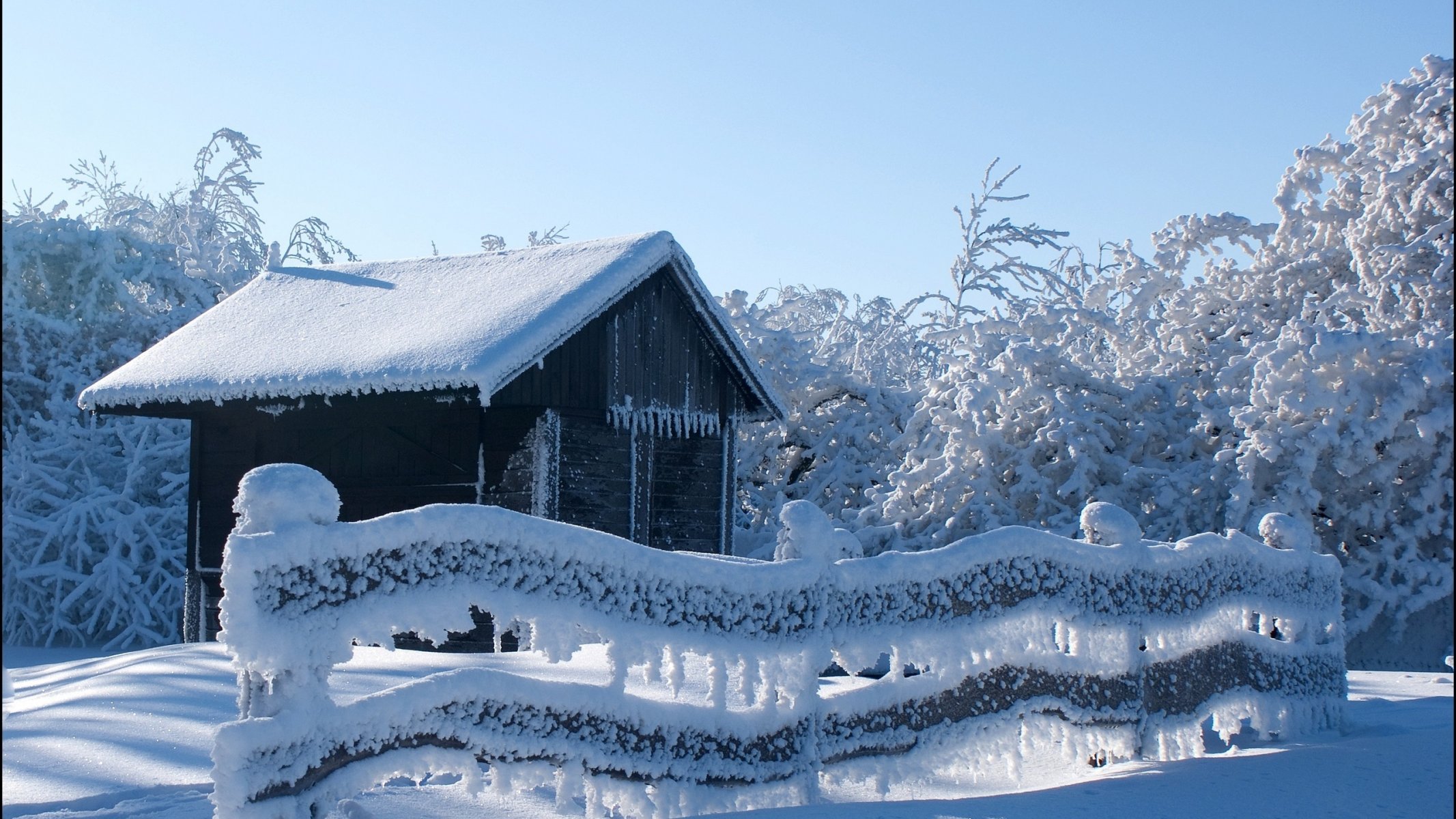 casa nieve invierno cielo bosque árboles cerca escarcha