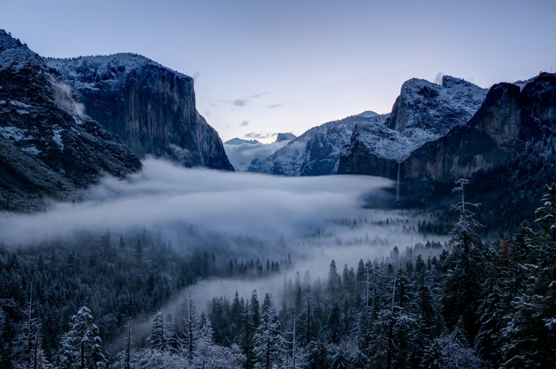 yosemite national park kalifornien sierra nevada berge tal sierra nevada berge wald bäume winter