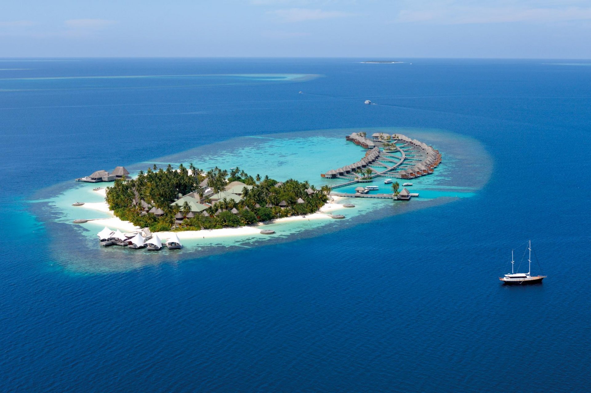 maldives fesdu île bungalow yacht océan palmiers fond d écran écran large plein écran écran large écran large palm