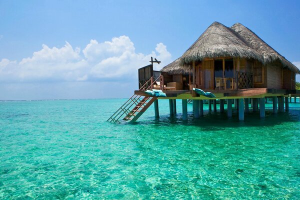 Maison paradisiaque au bord de la lagune