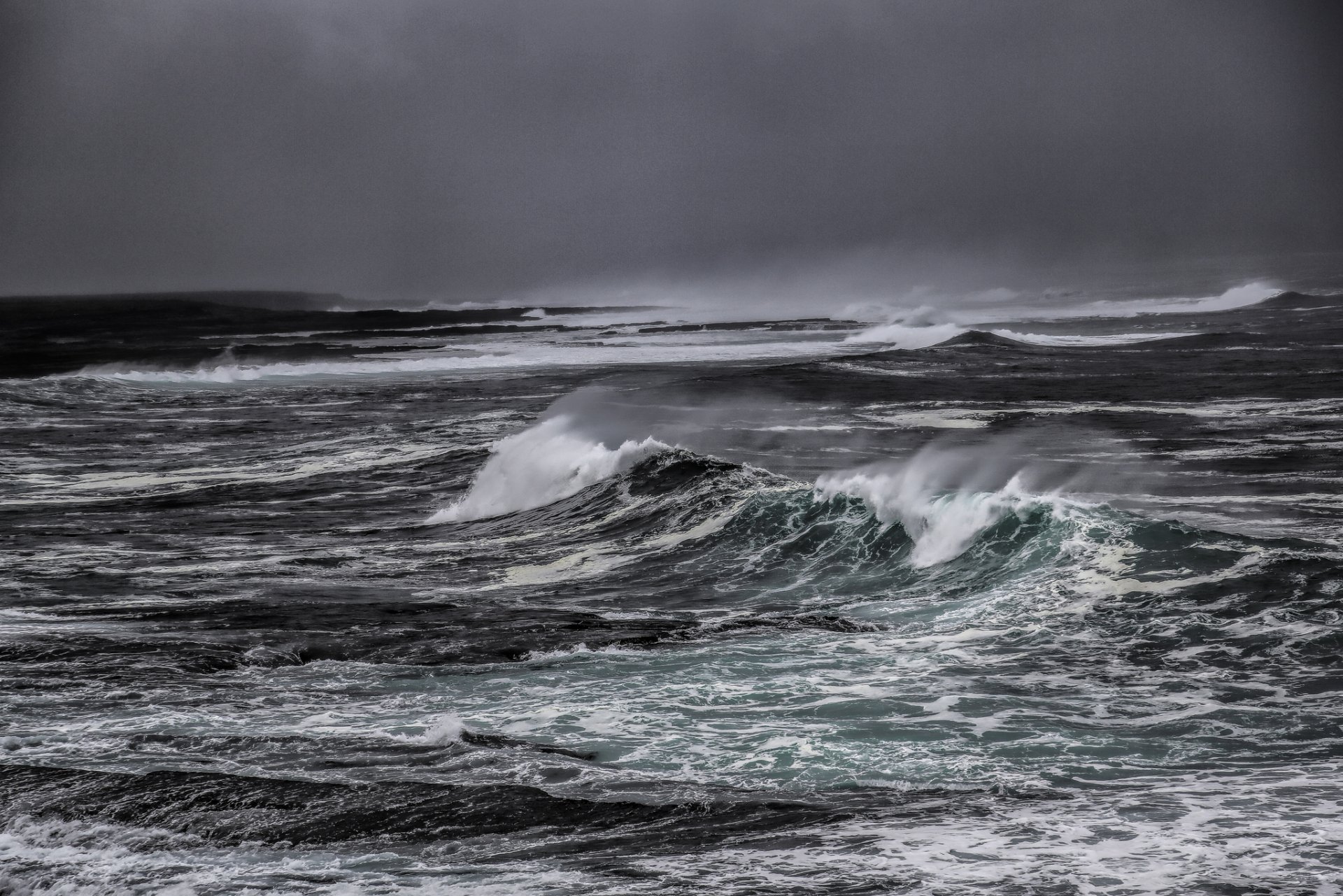 mar olas tormenta