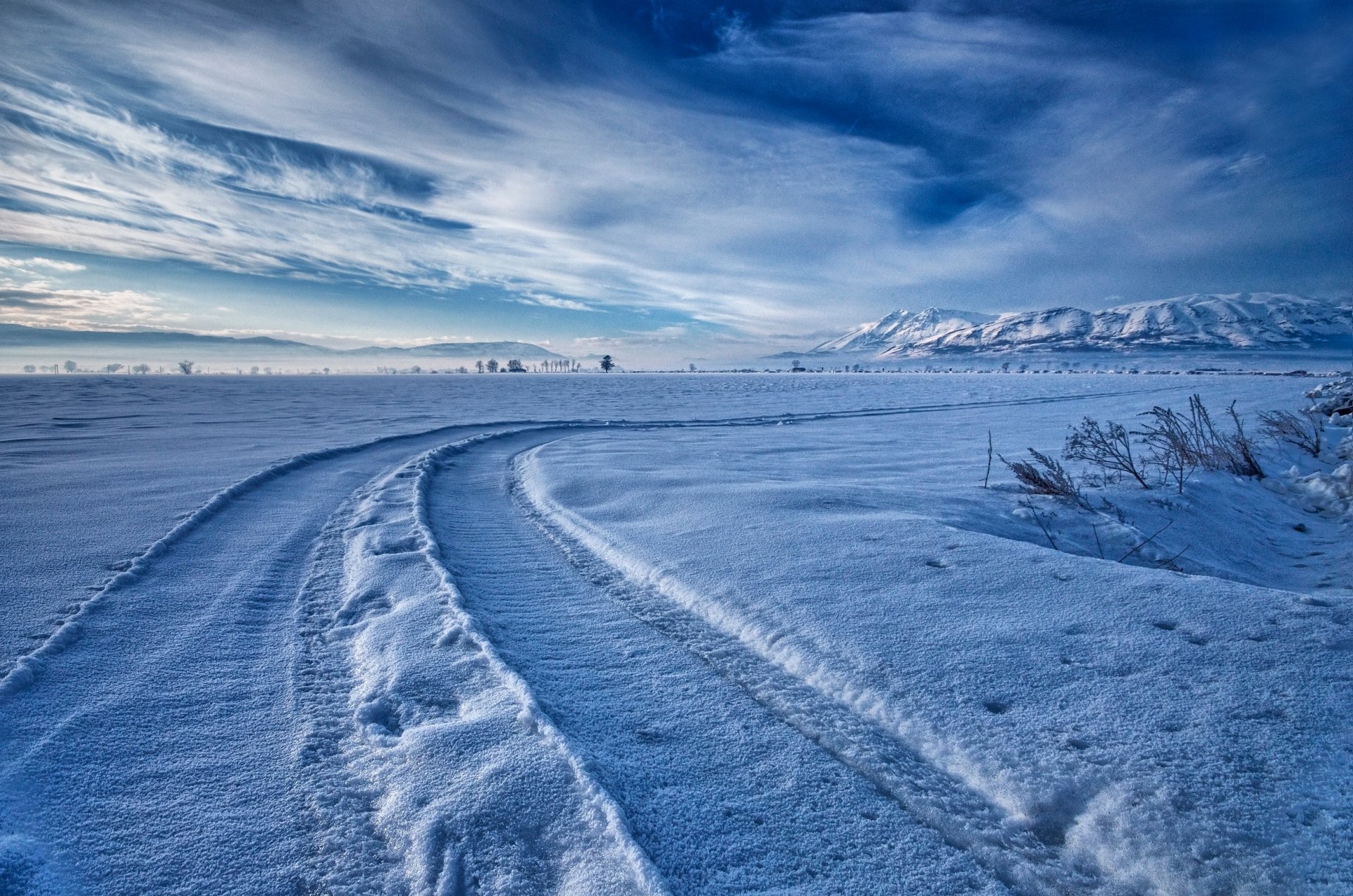 winter snow mountain the way