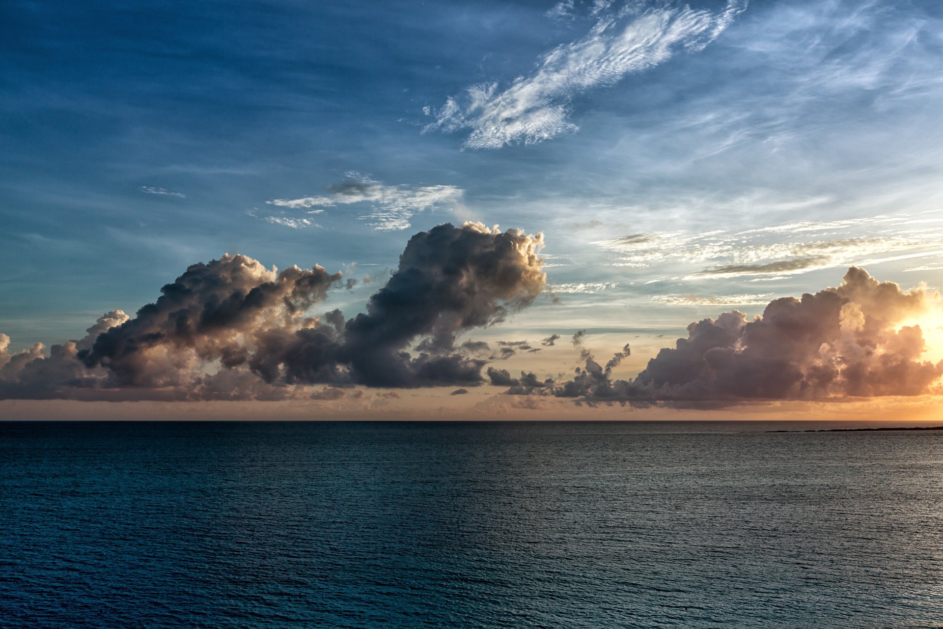 cielo mare onde nuvole ☁