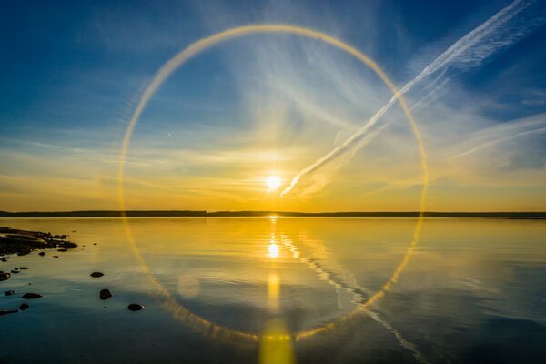 The sun s ray is reflected in the water