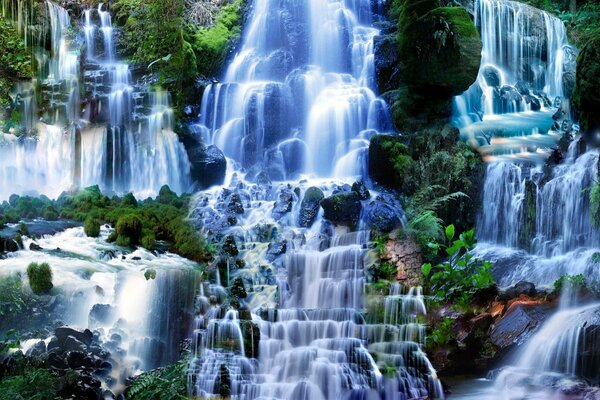 Tres cascadas foto pezizage foto de la naturaleza