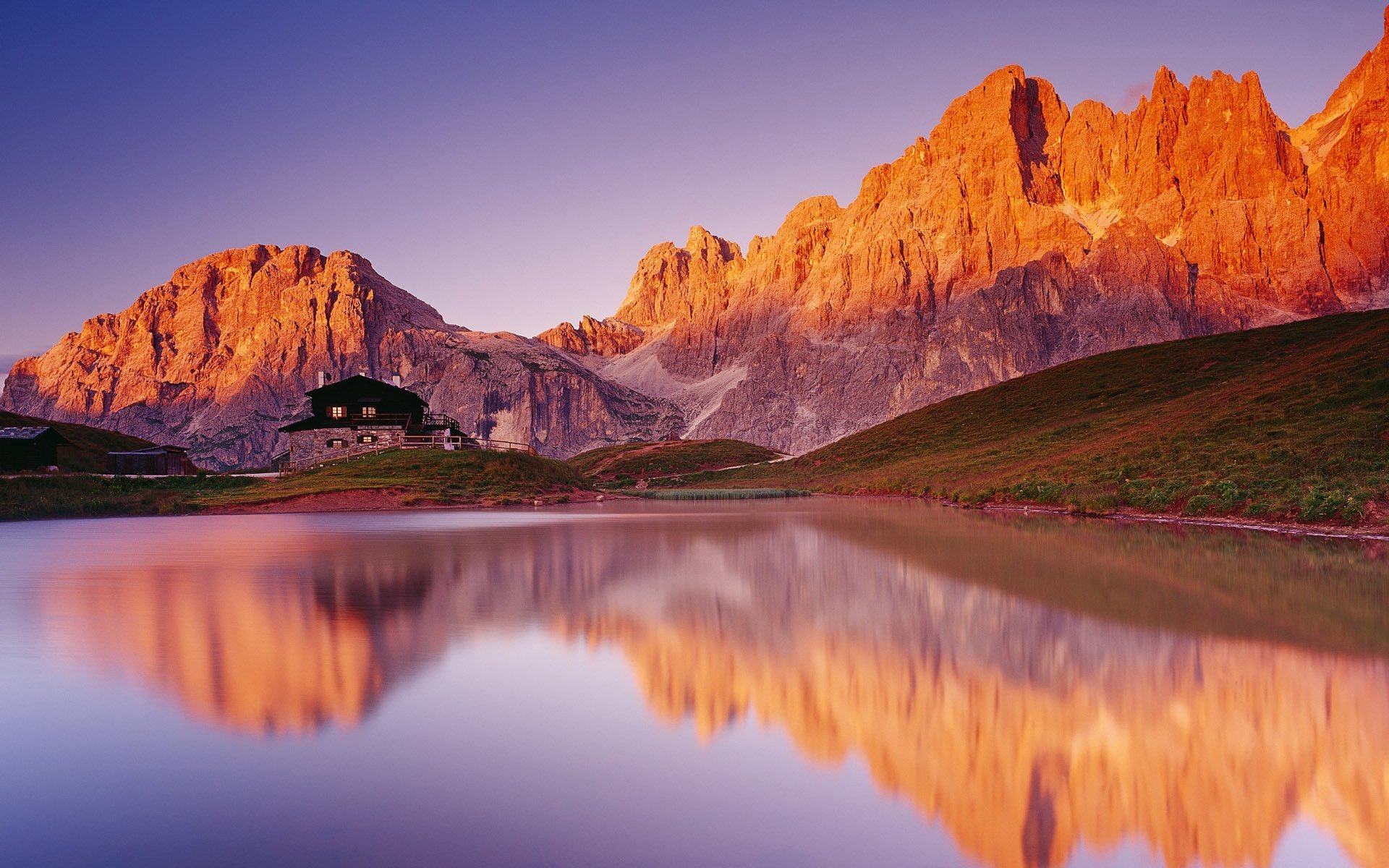 lac montagnes maison