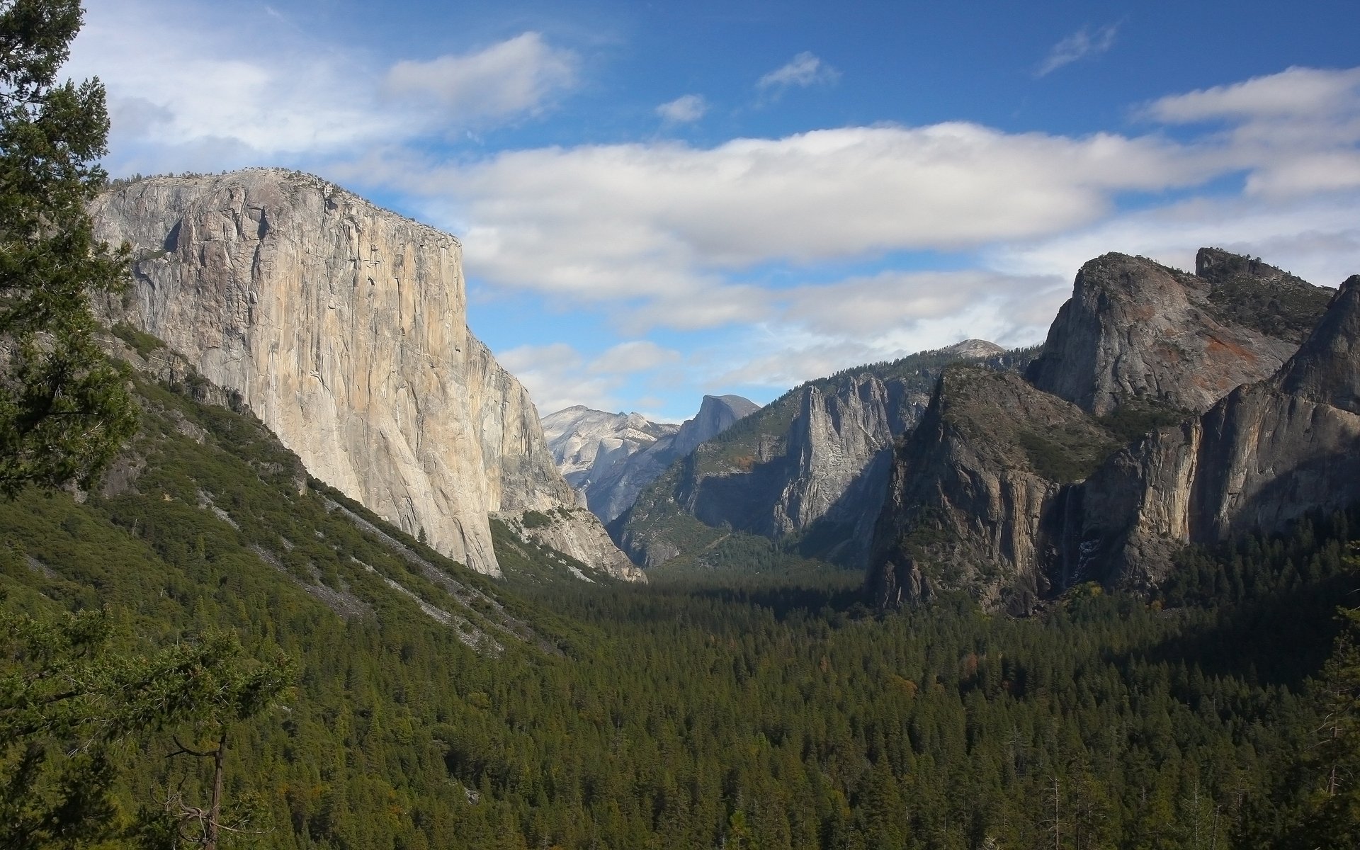 yosemite alberi nuvole