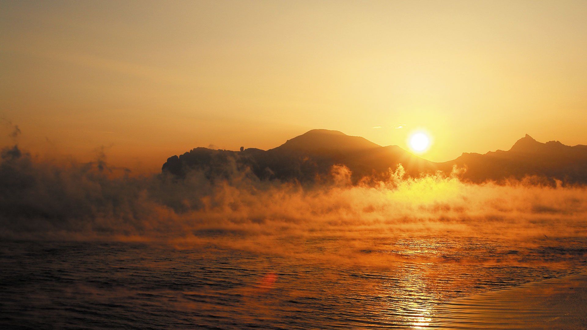 crimea autumn sun pairs sea mountain sunrise