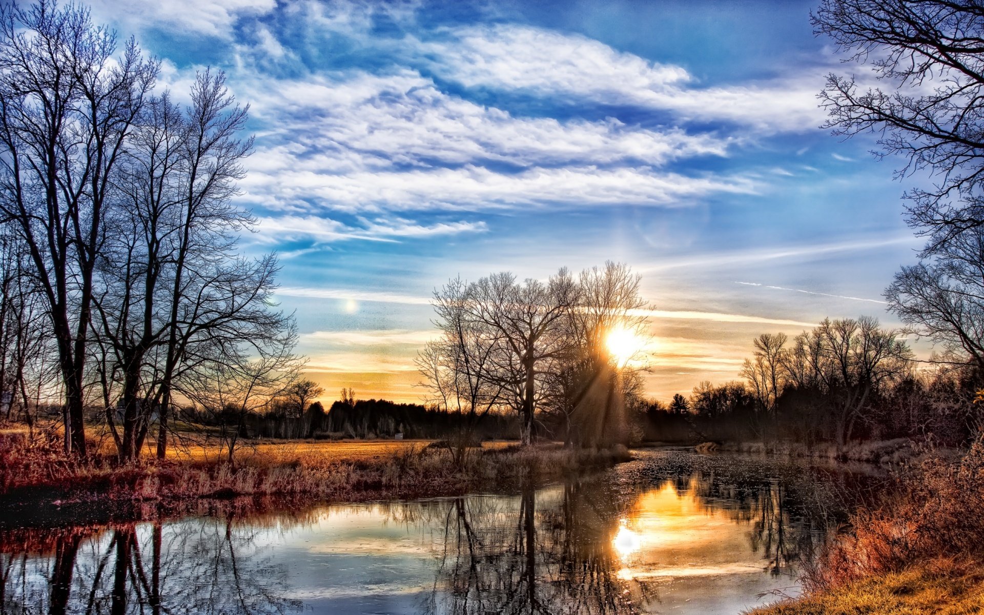 frühling fluss ufer bäume sonnenuntergang