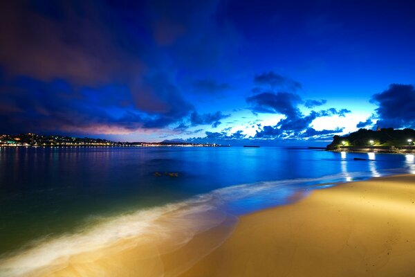 The sea coast at night