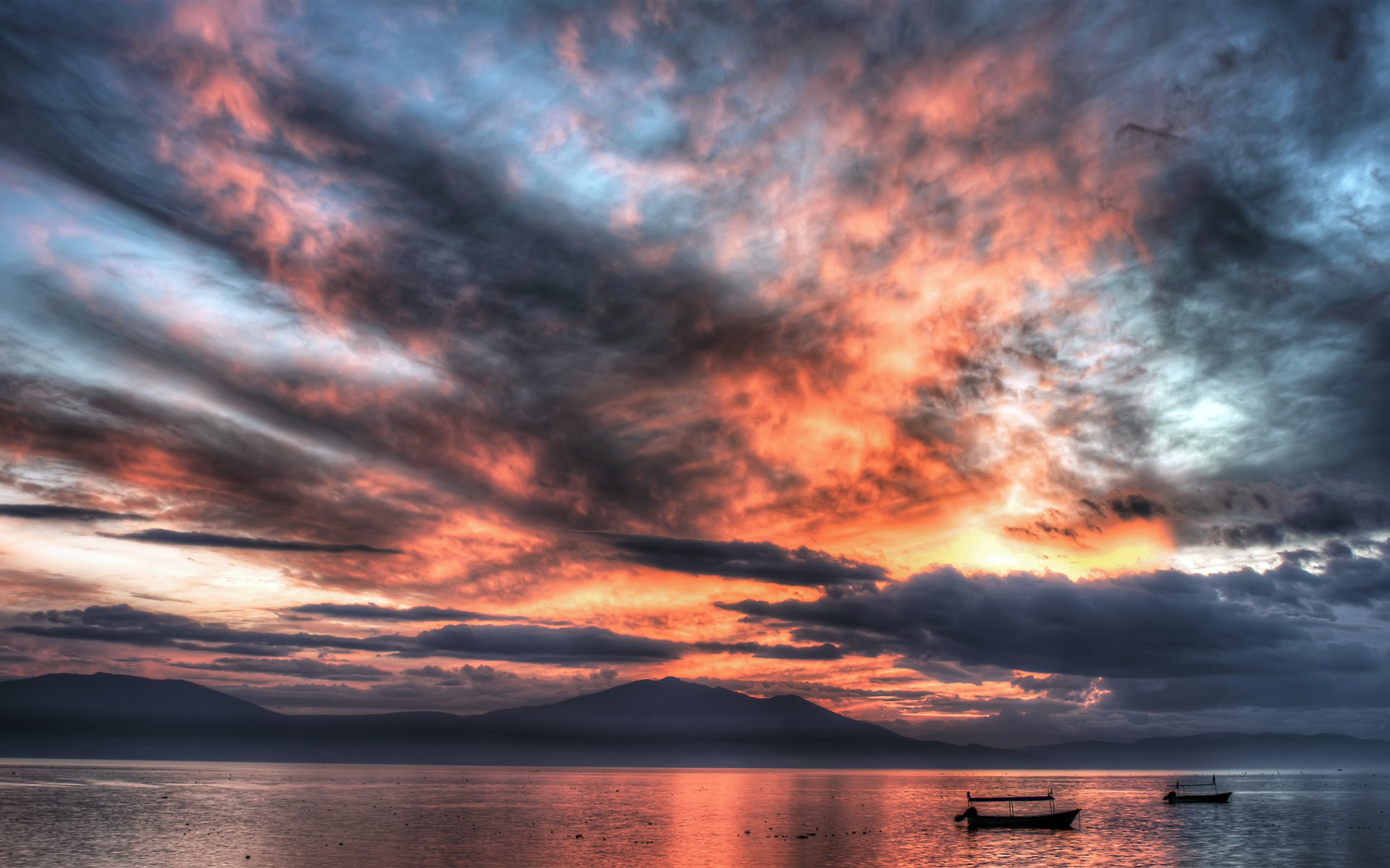 bateaux nuages mexique mer ciel coucher de soleil eau
