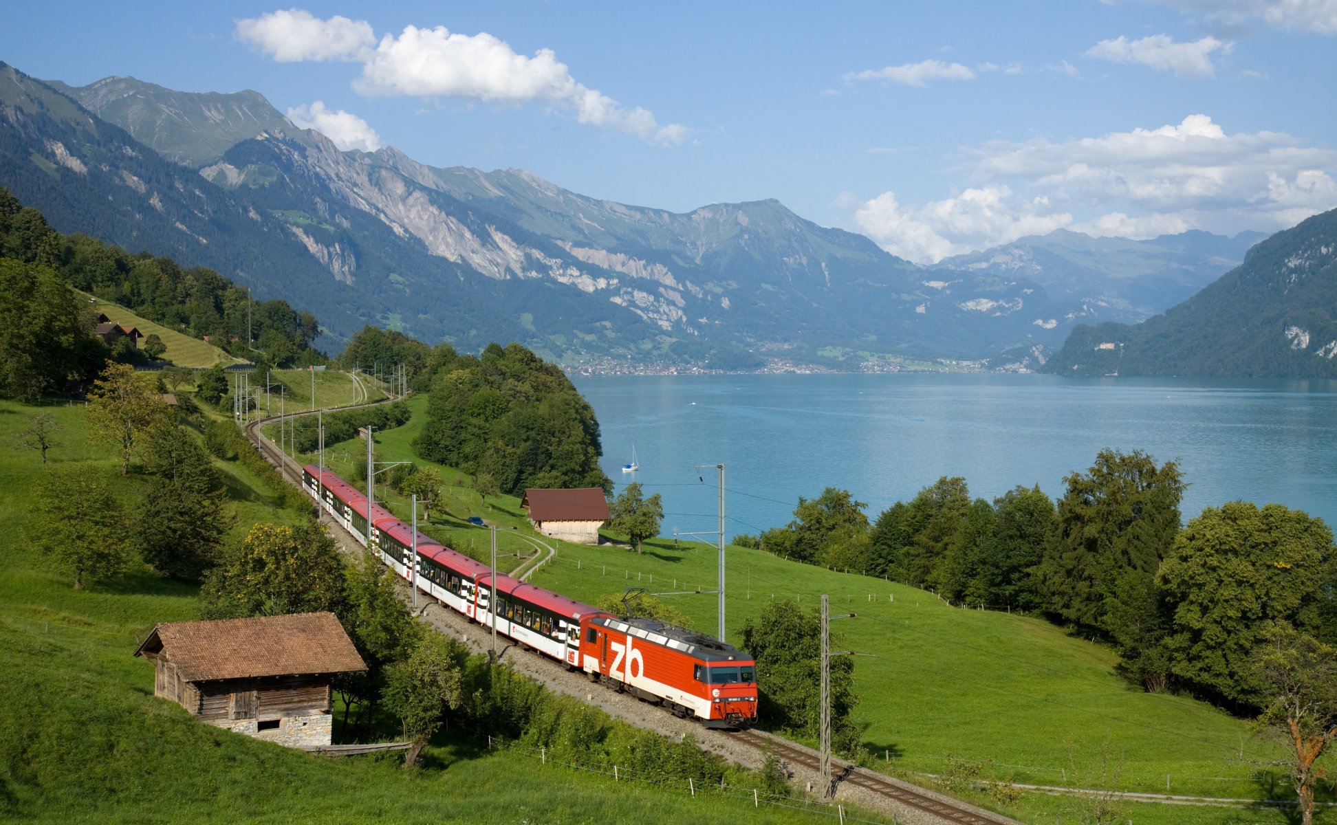 verde treno fiume casa montagne