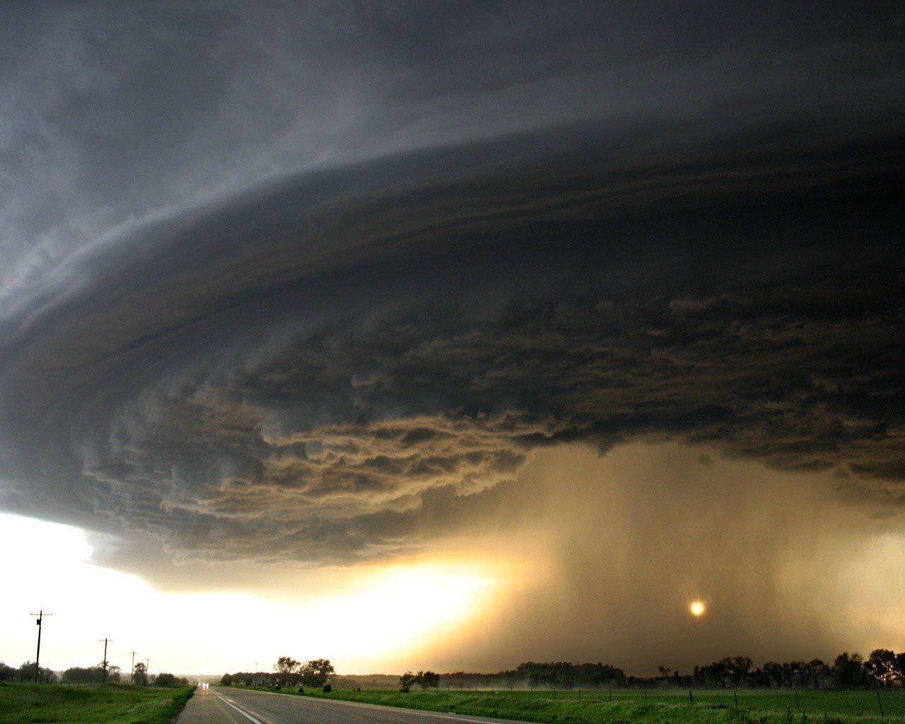 tempête route ouragan