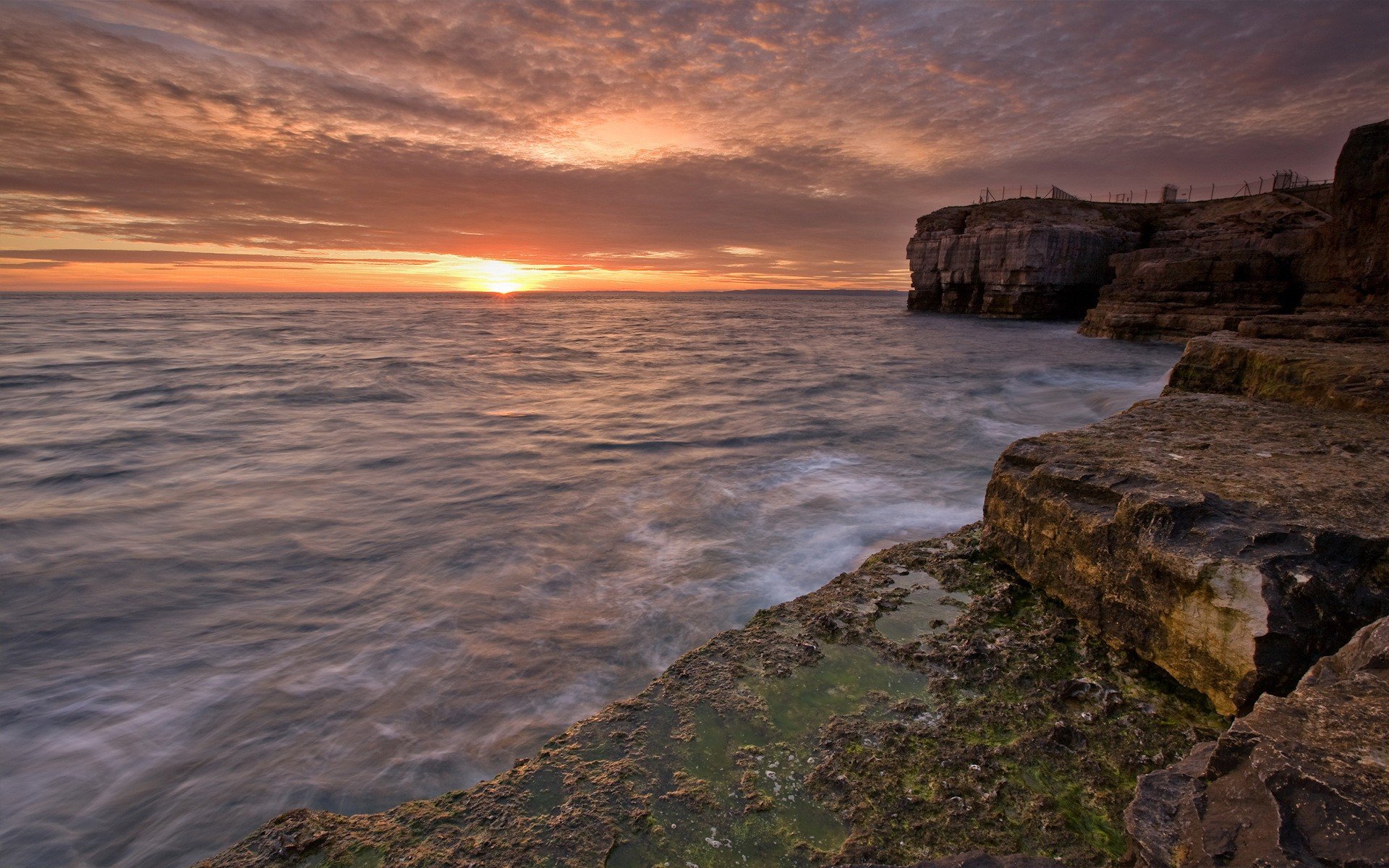 côte pierres eau coucher de soleil soleil