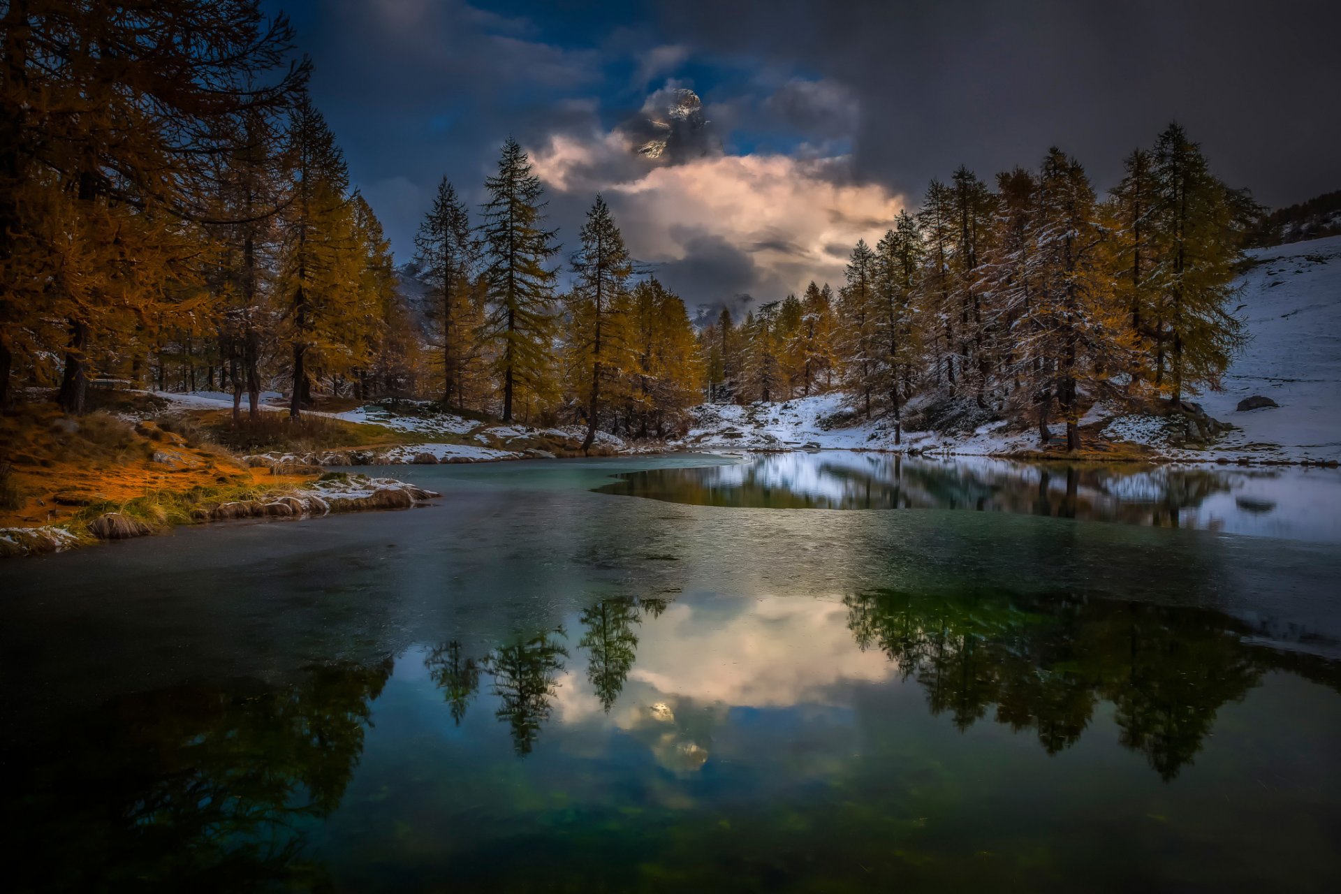 herbst fluss berge wolken