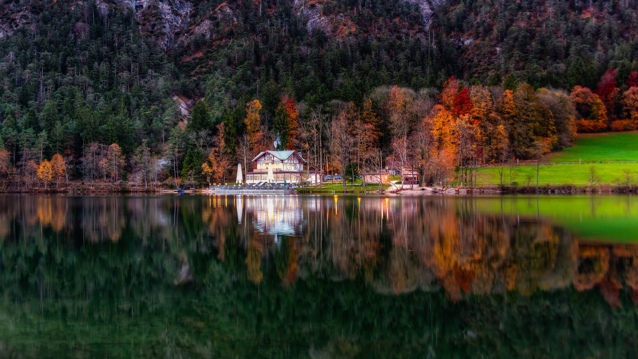 baviera casa del lago reflexión otoño