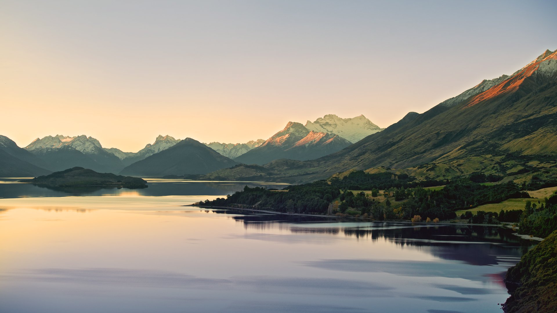 montañas lago naturaleza bosque