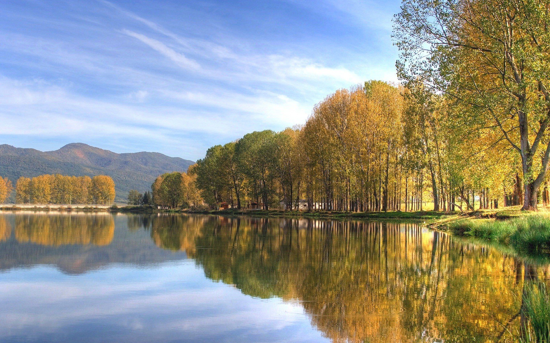 nature lac parc surface arbres réflexion montagnes ciel automne