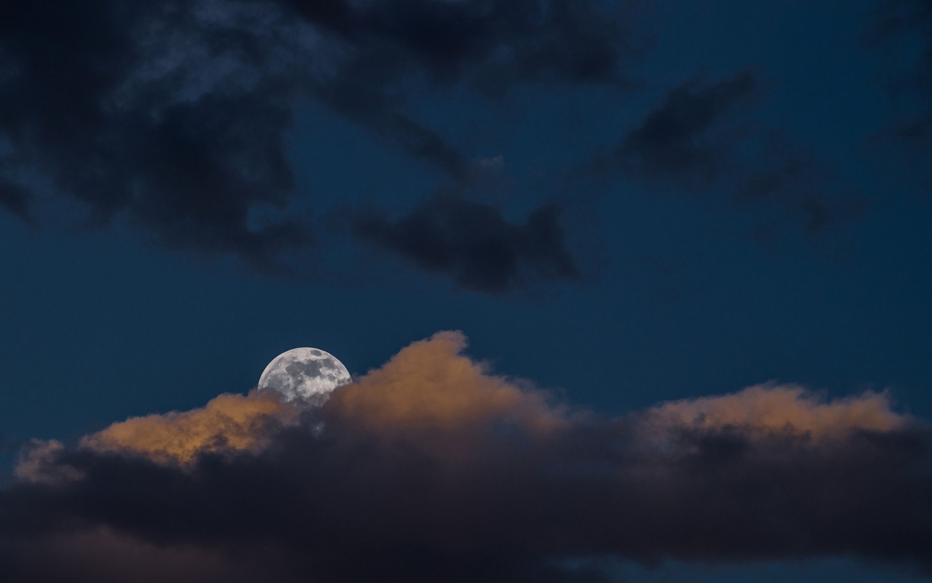 ciel nuages nuages lumière lune