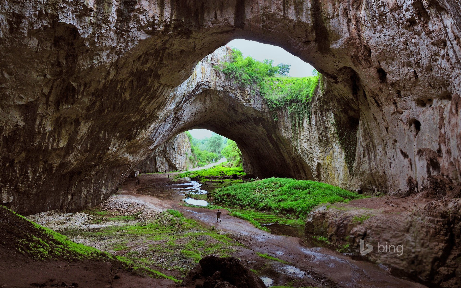 devetashka cueva lovech bulgaria