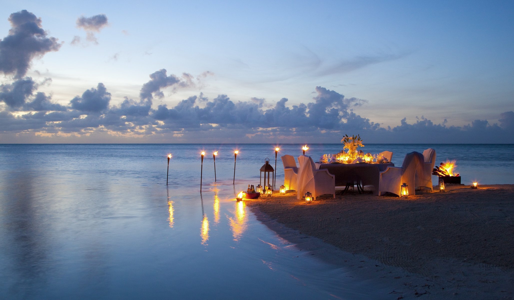 noche velas cena playa océano romance puesta de sol romántico ver