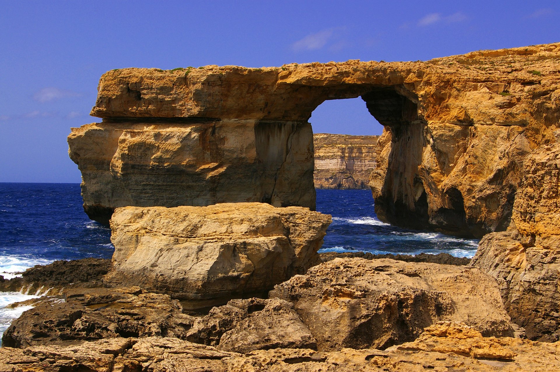 malte dweira gozo ciel mer rochers arche