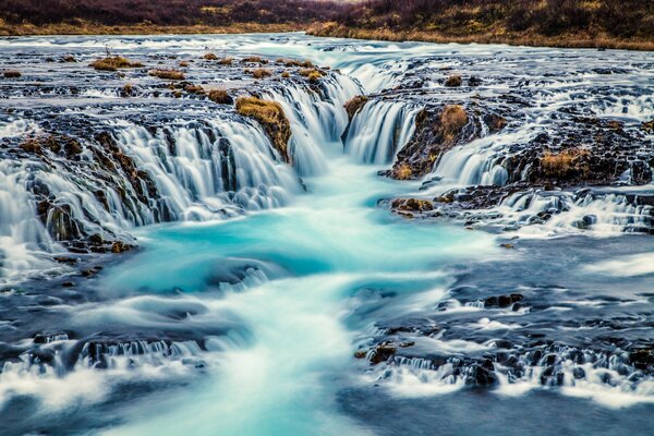 Ein kochender Fluss irgendwo in Kalifornien