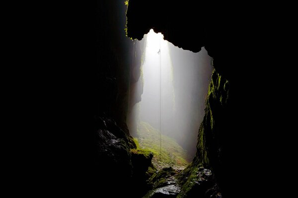 Brouillard dans les grottes de nouvelle-Zélande