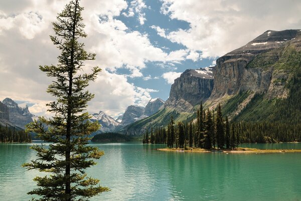 A lake near a Canadian island