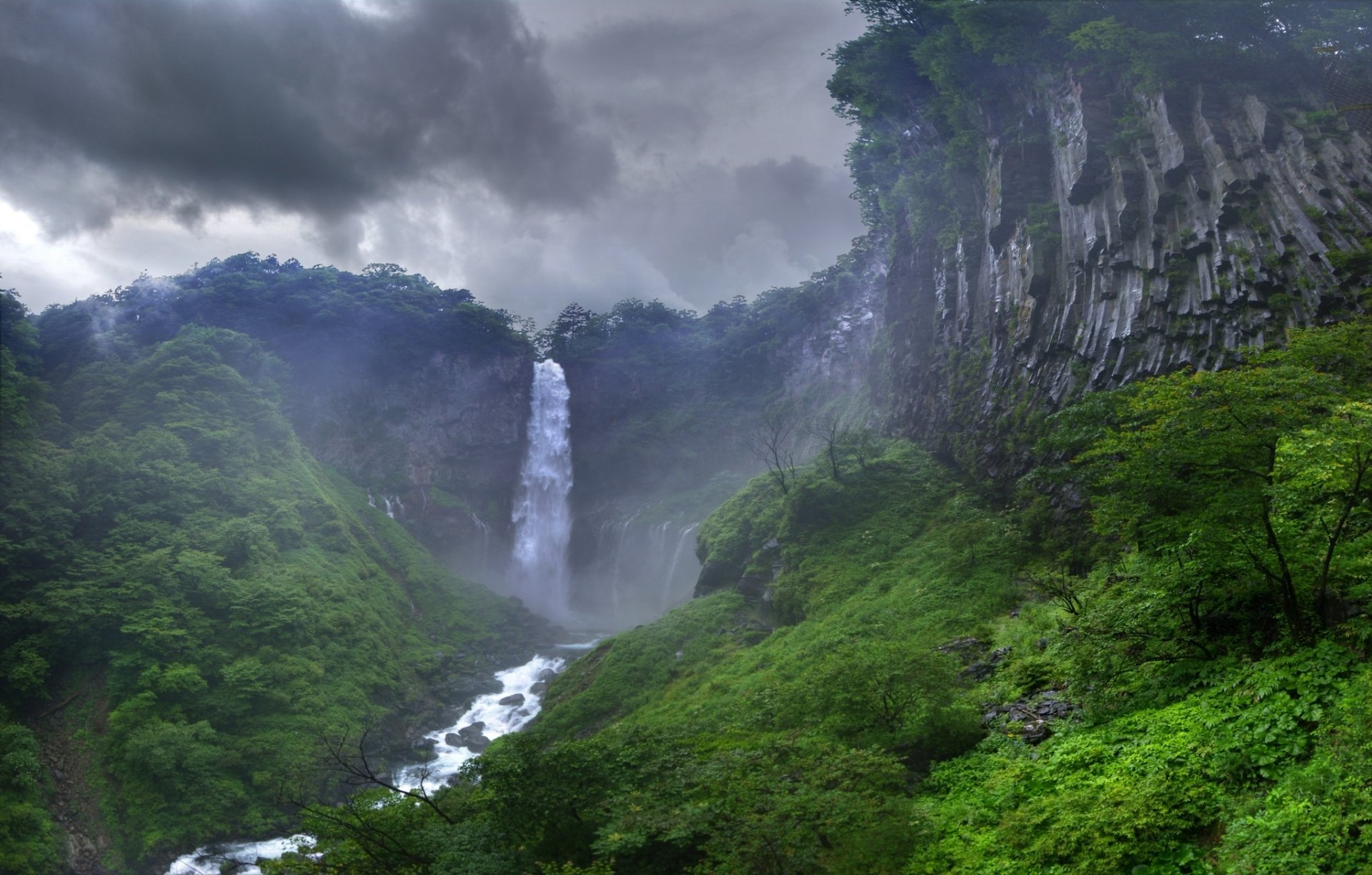 wasserfall felsen dschungel himmel wolken