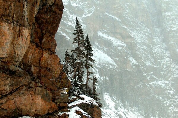 Unusual photo of the mountain