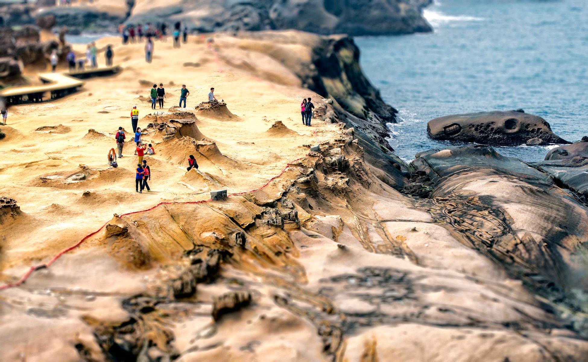 yehliu geopark taiwan tilt shift people